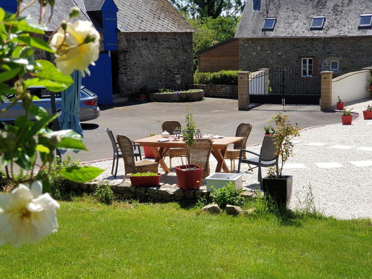 Maison St. James Bed and Breakfast Saint-James Esterno foto